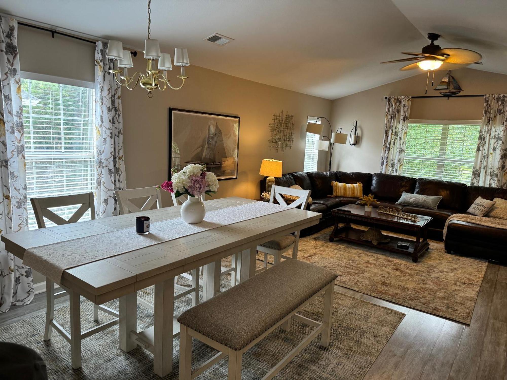 Apartamento A Spacious 3-bedroom, 2-bath Perfect For A Wonderful Family Vacation *